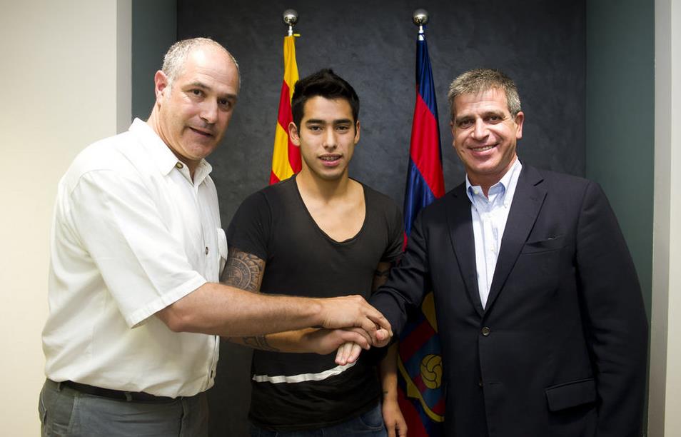 Bản hợp đồng mới cho Barça B mang tên Sergio Araujo